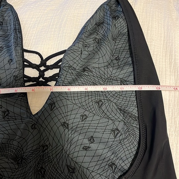 Volcom sexy one piece swimsuit black low back halter plunging v Like New - Picture 14 of 14